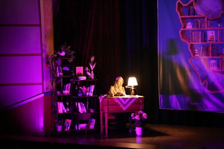 آیین تجلیل از فعّالان عرصهی کتاب و کتابخوانی استان مازندران برگزار شد