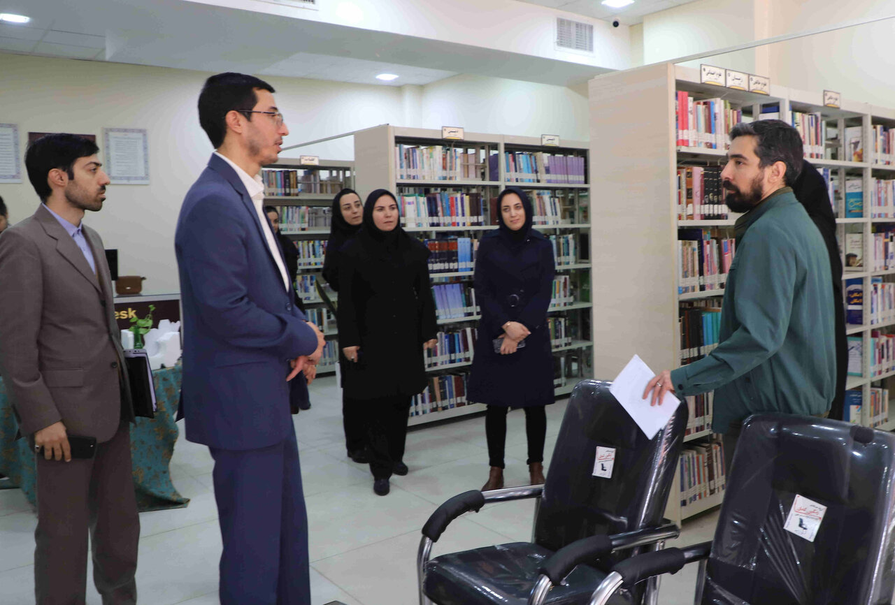 تلاش برای افزایش رفاهیات در همه سطوح نهاد/ ضرورت استفاده از ظرفیت کتابخانههای عمومی برای ترویج عقلانیت