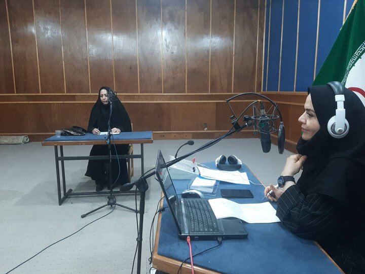 حضور مدیرکل کتابخانههای عمومی ایلام در صدا و سیمای مرکز استان