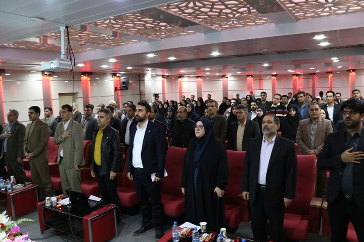 کتابداران به صورت مستقیم به توسعه فرهنگی کشور کمک میکنند