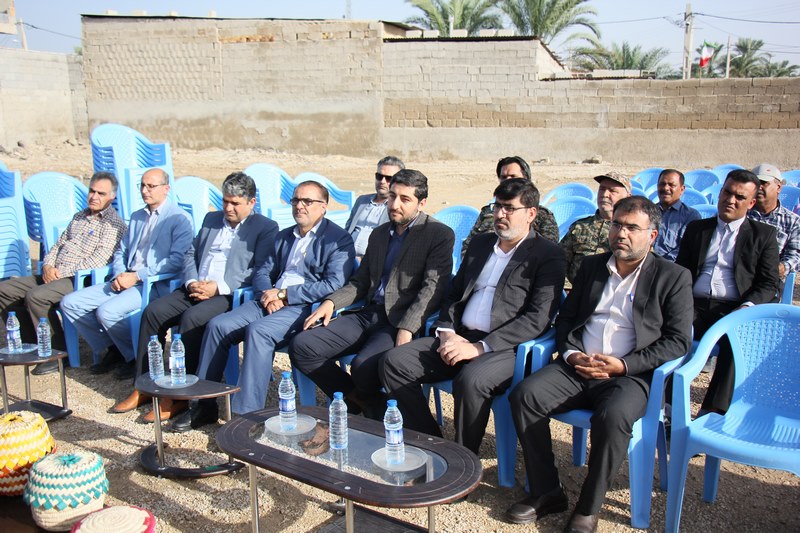 کلنگ ساخت ۲ کتابخانه روستایی در شهرستان دشتستان به زمین زده شد