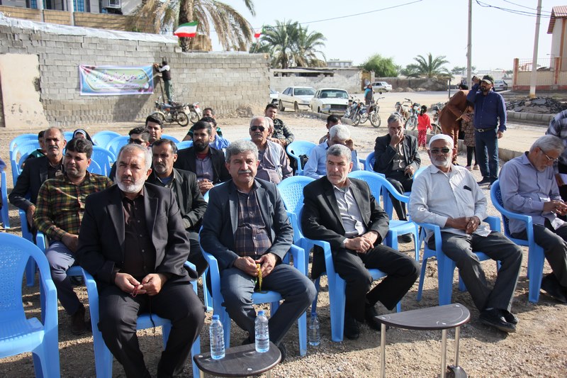 کلنگ ساخت ۲ کتابخانه روستایی در شهرستان دشتستان به زمین زده ‌شد