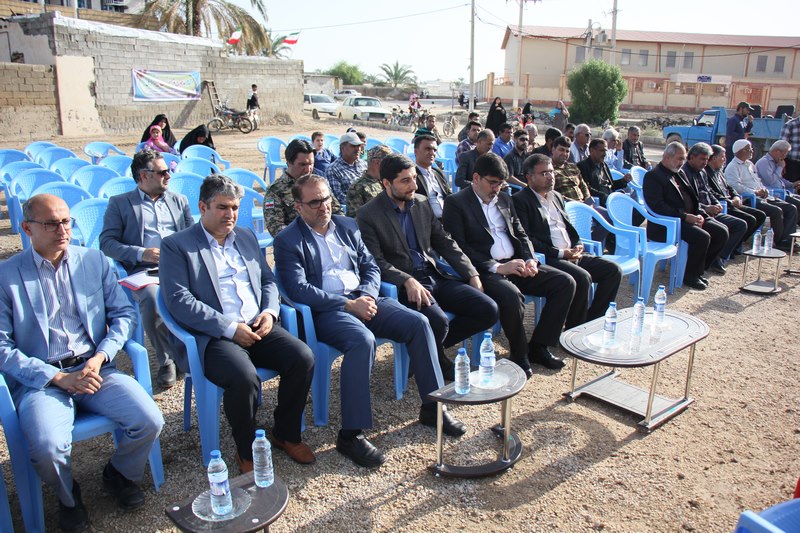 کلنگ ساخت ۲ کتابخانه روستایی در شهرستان دشتستان به زمین زده شد