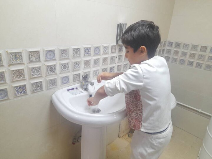 طرح کتابت قرآن کریم توسط کودکان و نوجوانان عضو کتابخانه های عمومی