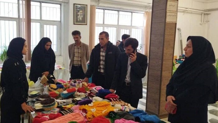 ضرورت حمایت از طرح «کتابخانههای عمومی و کسبوکارهای کوچک»