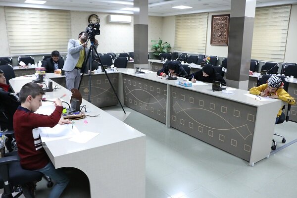 وقتی گلهای زندگی کاتبان کتاب وحی میشوند