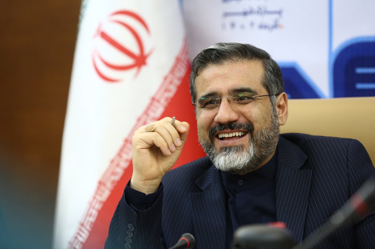 از نقدها استقبال میکنیم/ اعتقاد به اثرگذاری شبکه کتابخانههای عمومی و کتابداران