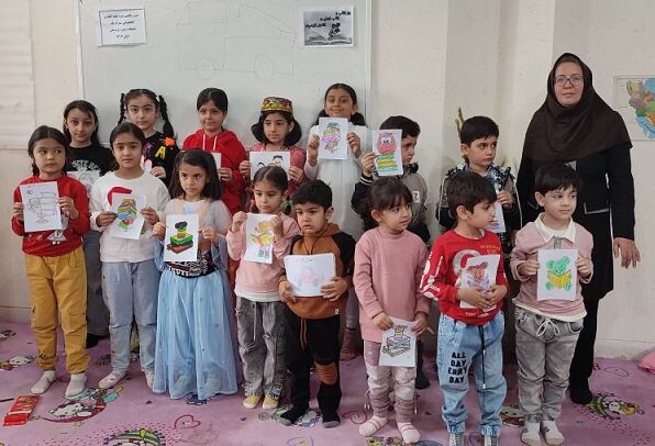 جشن هفته کتاب در کتابخانه عمومی مستوره کردستانی برگزار شد