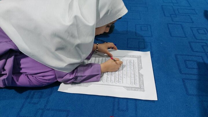 طرح سراسری کتابت قرآن کریم در کتابخانههای عمومی استان مازندران اجرا شد