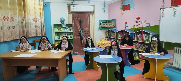 طرح سراسری کتابت قرآن کریم در کتابخانههای عمومی استان مازندران اجرا شد