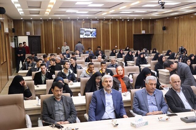 چهارمین نشست تخصصی «گفتمان مقاومت در ادبیات فارسی» برگزار شد