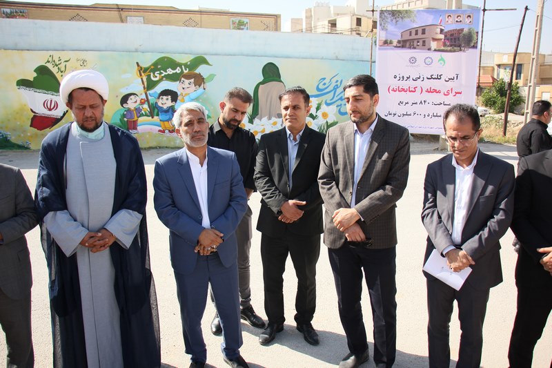 کلنگ ساخت دومین کتابخانه عمومی شهر جم به زمین زده شد