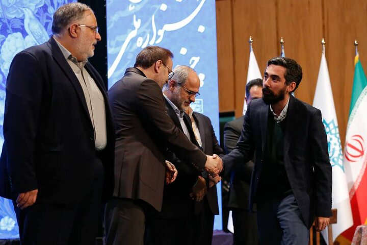 برگزیدگان بخش کتاب و رساله دانشگاهی معرفی و تقدیر شدند