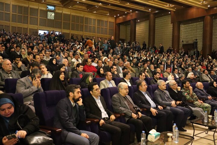 برگزیدگان بخش کتاب و رساله دانشگاهی معرفی و تقدیر شدند