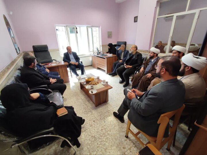 ایجاد اولین کتابخانه هدهد سفید قم در کانون محراب پردیسان