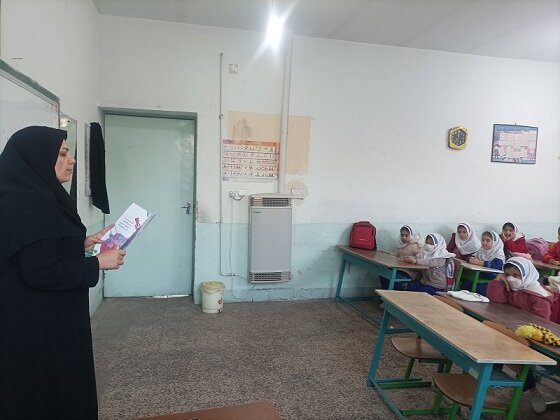 برنامه های متنوع فرهنگی در کتابخانه عمومی شهید رجایی عجب شیر اجرا شد