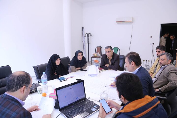 بازدید مدیرکل توسعه کتابخانههای نهاد کتابخانههای عمومی کشور از پروژه کتابخانه مرکزی ساری