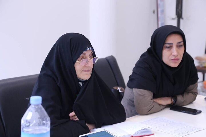 بازدید مدیرکل توسعه کتابخانههای نهاد کتابخانههای عمومی کشور از پروژه کتابخانه مرکزی ساری