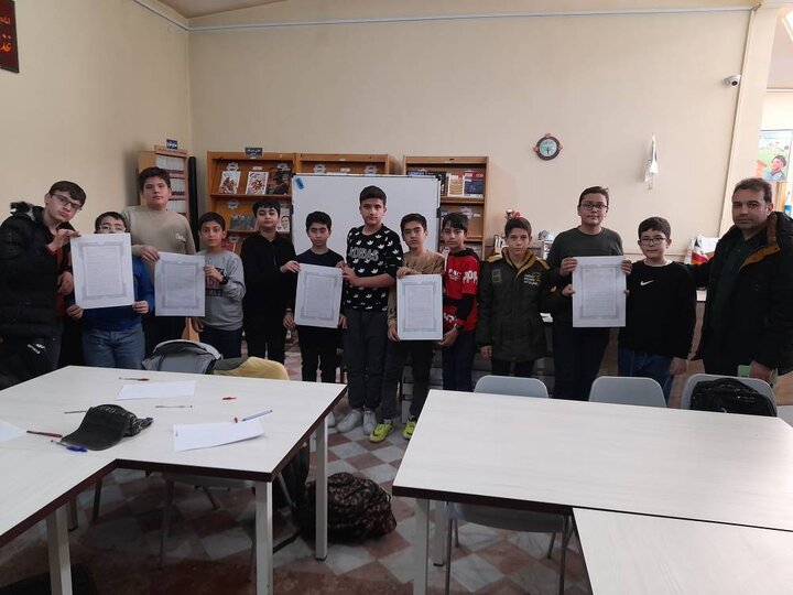 طرح سراسری «کتابت قرآن کریم» در کتابخانههای عمومی استان آذربایجانغربی اجرا شد