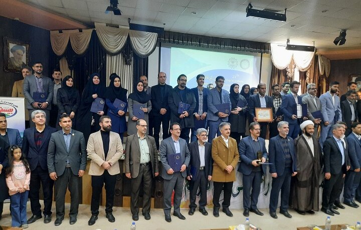 پژوهشگر برتر کتابخانههای عمومی استان کرمانشاه معرفی شد