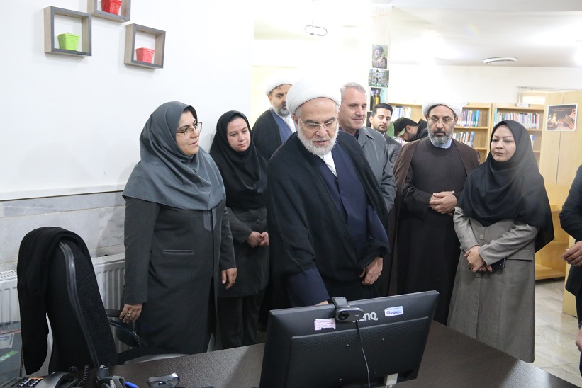 نهاد کتابخانههای عمومی کشور وظایف ارزشمندی برعهده دارد و باید به خوبی حمایت شود