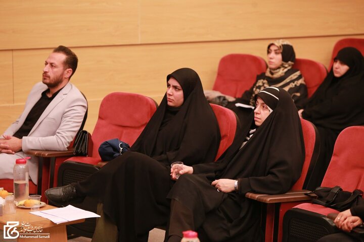 محفل ادبی روایت مادرانگی برگزار شد