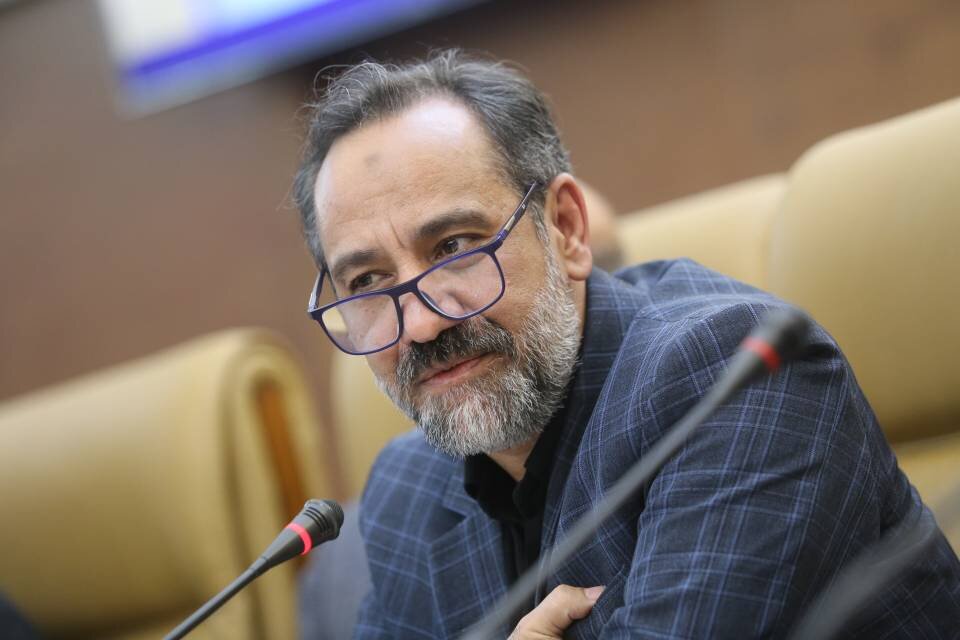 آسیبشناسی ترجمه، نفی اصل ترجمه نیست!