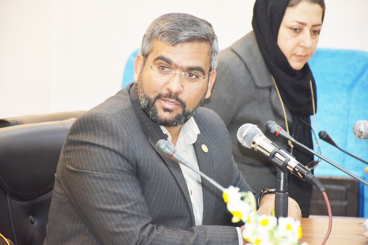 آموزش در کتابخانه فقط یاددهیِ خام نیست، بلکه شامل «آموزش خلاقانه» نیز میشود