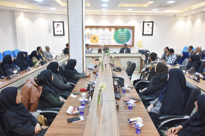 آموزش در کتابخانه فقط یاددهیِ خام نیست، بلکه شامل «آموزش خلاقانه» نیز میشود