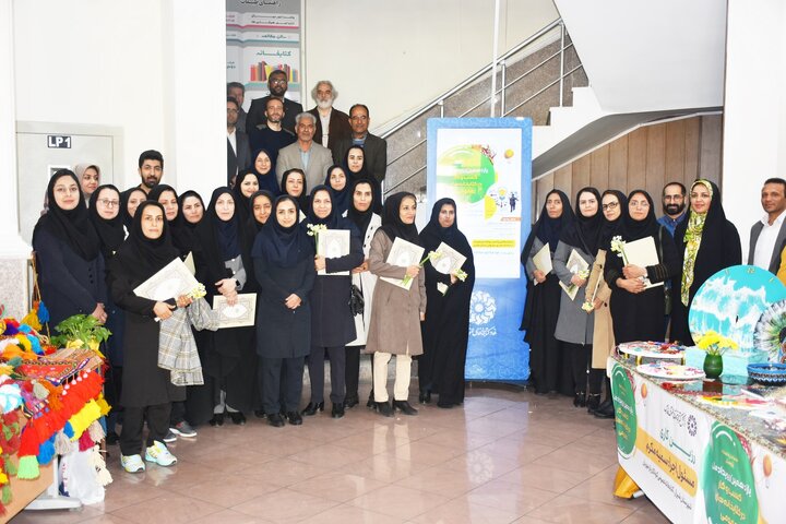 آموزش در کتابخانه فقط یاددهیِ خام نیست، بلکه شامل «آموزش خلاقانه» نیز میشود