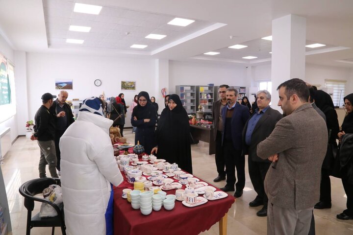 نشست هماندیشی اساتید رشتهی علم اطلاعاتودانششناسی دانشگاه های استان مازندران در نوشهر برگزار شد