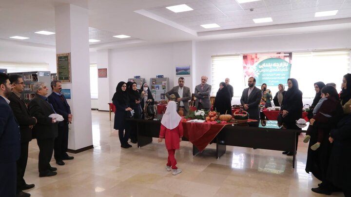 نشست هماندیشی اساتید رشتهی علم اطلاعاتودانششناسی دانشگاه های استان مازندران در نوشهر برگزار شد