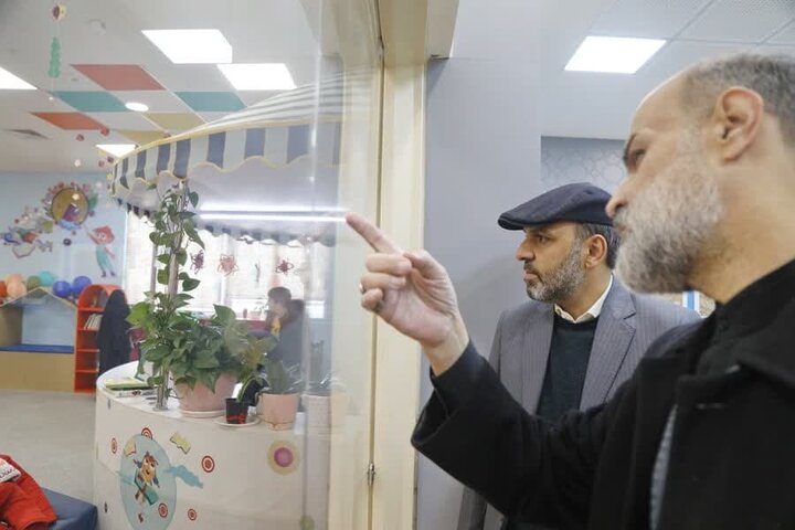 معاون تبلیغات و اطلاع‌رسانی وزارت فرهنگ و ارشاد اسلامی عضو کتابخانه مرکزی قم شد