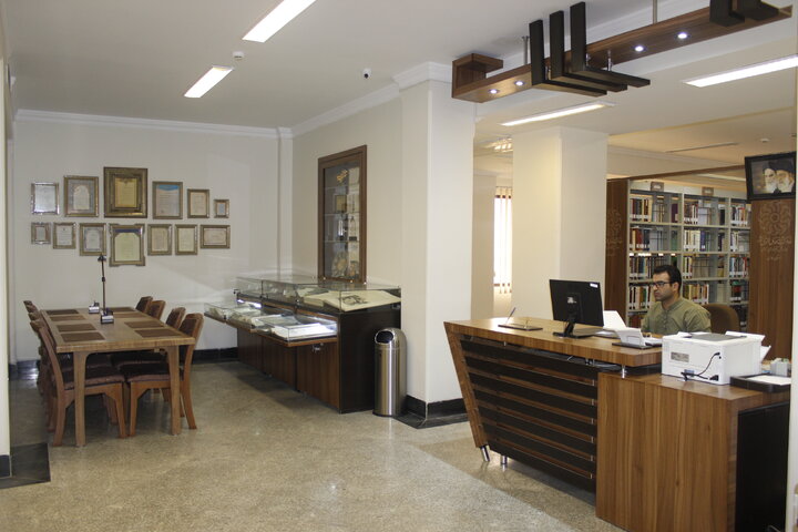 پرویز اذکایی، مورخ، پژوهشگر، همدان شناس بزرگ را بهتر بشناسیم/ جایزه‌ای برای حمایت از همدان پژوهان