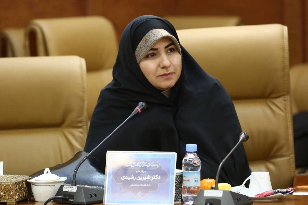 کتابخانه پایگاه یاریرسانی و مشاوره/ «کتابخانه برخاسته» نیاز جامعه امروز