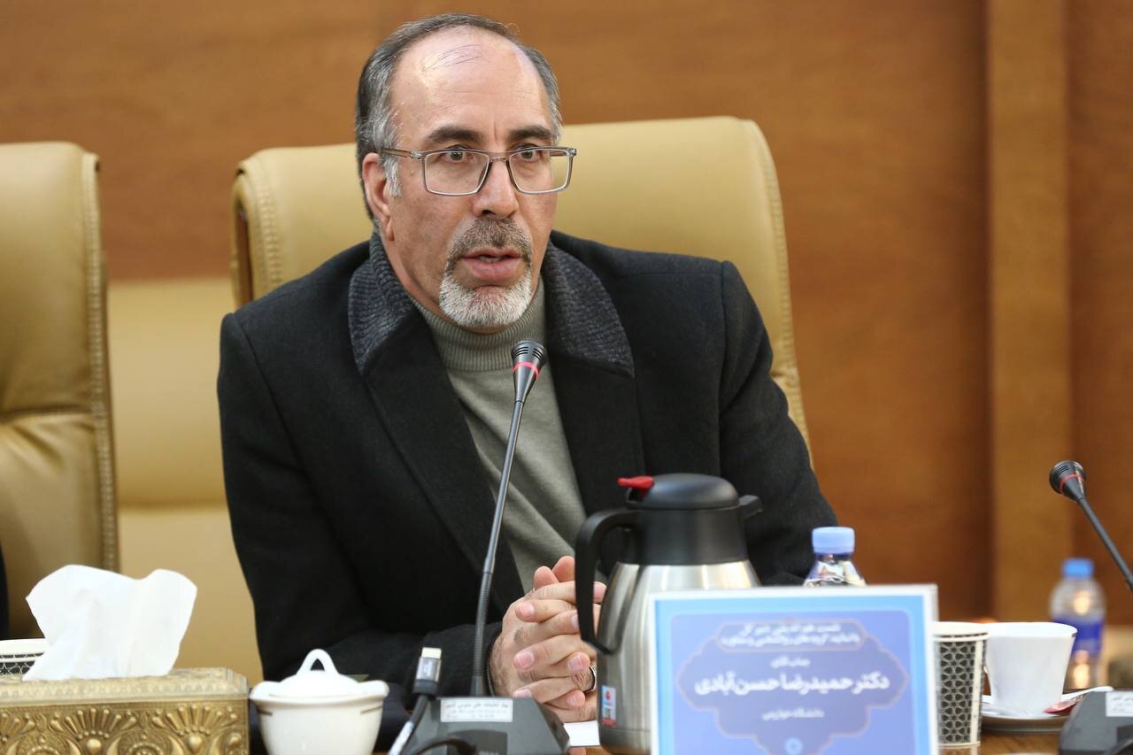 کتابخانه پایگاه یاریرسانی و مشاوره/ «کتابخانه برخاسته» نیاز جامعه امروز