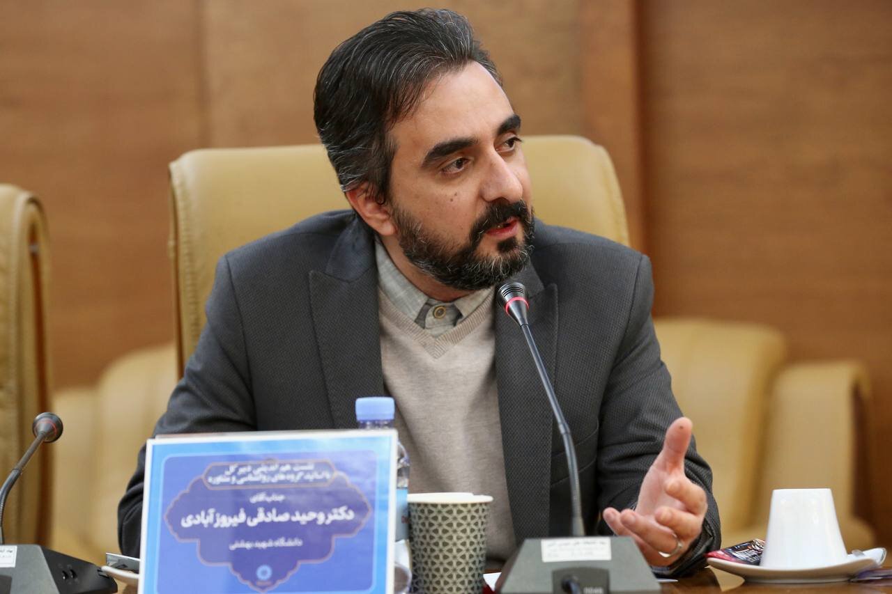 کتابخانه پایگاه یاریرسانی و مشاوره/ «کتابخانه برخاسته» نیاز جامعه امروز