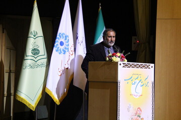 عصر شعر «باده ی عشق» در بیت تاریخی امام خمینی(ره) شهر خمین