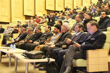 عصر شعر «باده ی عشق» در بیت تاریخی امام خمینی(ره) شهر خمین