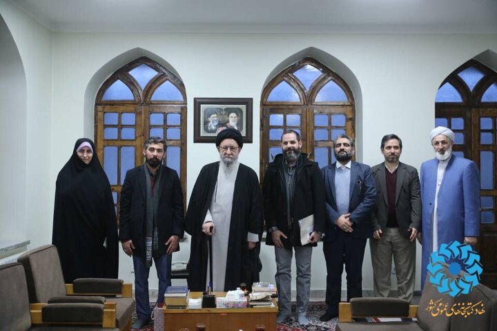 دیدار دبیر کل نهاد کتابخانه های عمومی کشور با نماینده ولی فقیه در استان گلستان