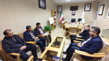 نشست مشترک مدیرکل کتابخانه های عمومی استان قم و مسئولین بسیج پردیسان
