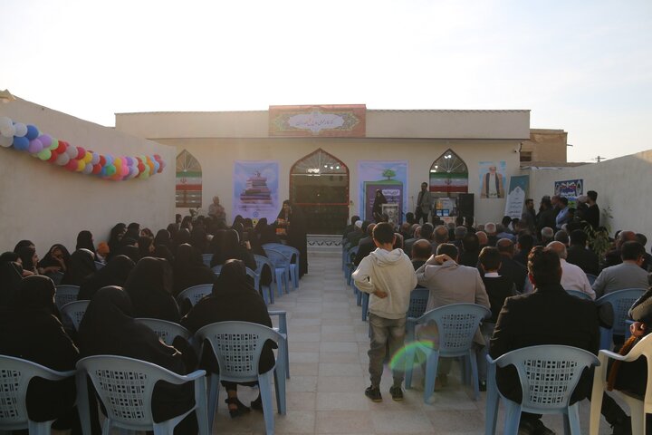 کتابخانه عمومی «حاج فتح الله برزین» روستای شرفویه لارستان به بهره‌برداری رسید