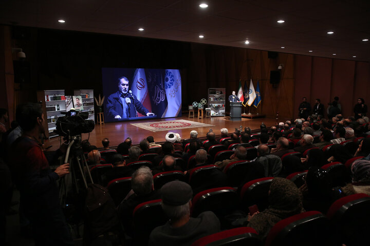 مجموعه ۷۸ جلدی «فرهنگ‌نامه اسارت و آزادگان» حاصل ۲۰ سال کار پژوهشی است