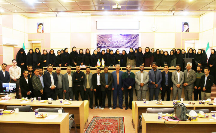 تغییر نگاه مسئولان و مردم به کتابخانههای عمومی را باید به گفتمان تبدیل کرد