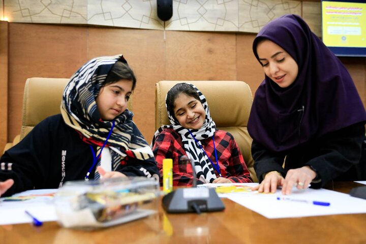 مرحله پایانی دومین دوسالانه جشنواره نشان هدهد سفید استان برگزار شد