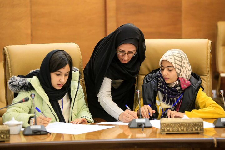 مرحله پایانی دومین دوسالانه جشنواره نشان هدهد سفید استان برگزار شد