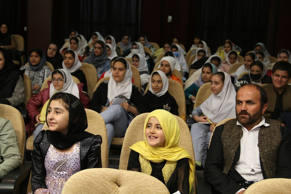 مرحله استانی دومین دوسالانه جشنواره نشان هدهد سفید در کردستان برگزار شد