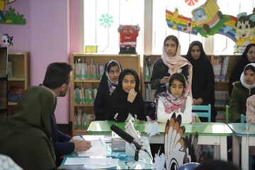 گزارش تصویری شماره یک: مرحله استانی دومین دوسالانه جشنواره نشان هدهد سفید در همدان