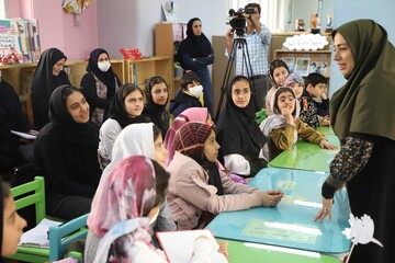 گزارش تصویری شماره یک: مرحله استانی دومین دوسالانه جشنواره نشان هدهد سفید در همدان