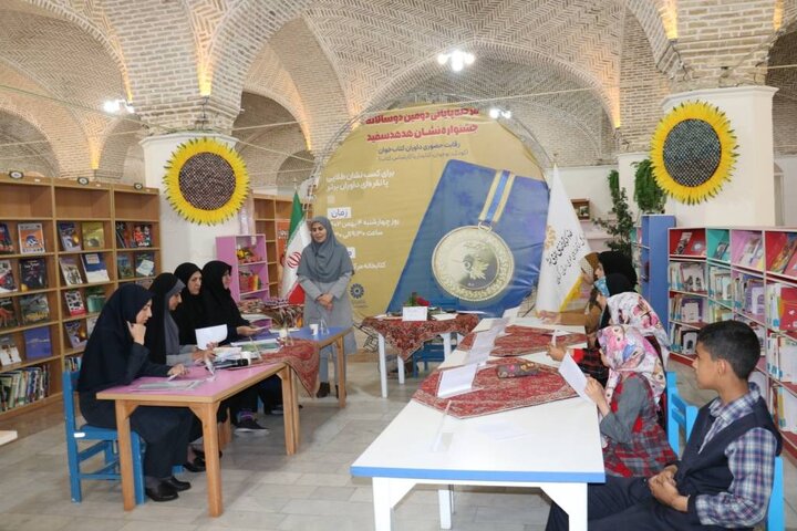 مرحله پایانی دومین دوسالانه جشنواره نشان هدهد سفید استان کرمان برگزار شد